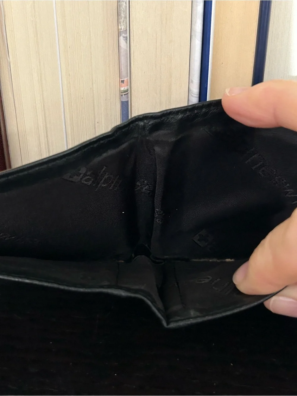 Alpine Swiss - Black Leather Men's Bifold Wallet